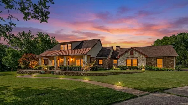 $649,900 | 401 St Michaels Way, Rockwall, TX 75032