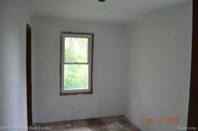 4595 Fisher Road Howell, MI 48855 - Photo 17 of 25 Bedroom 3