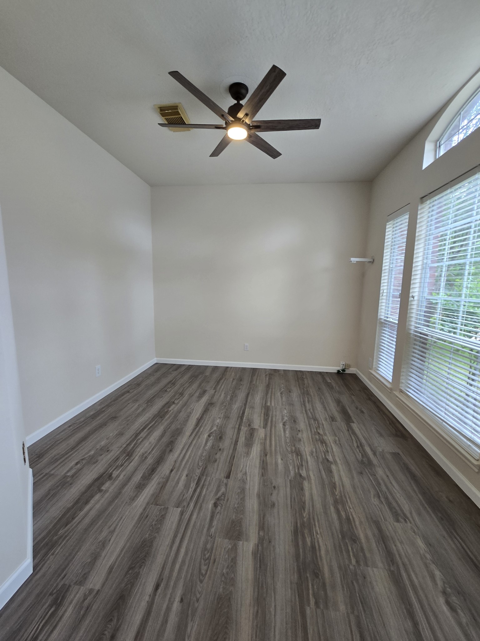 23006 Ammick Court Spring, TX 77389 - Photo 4 of 35