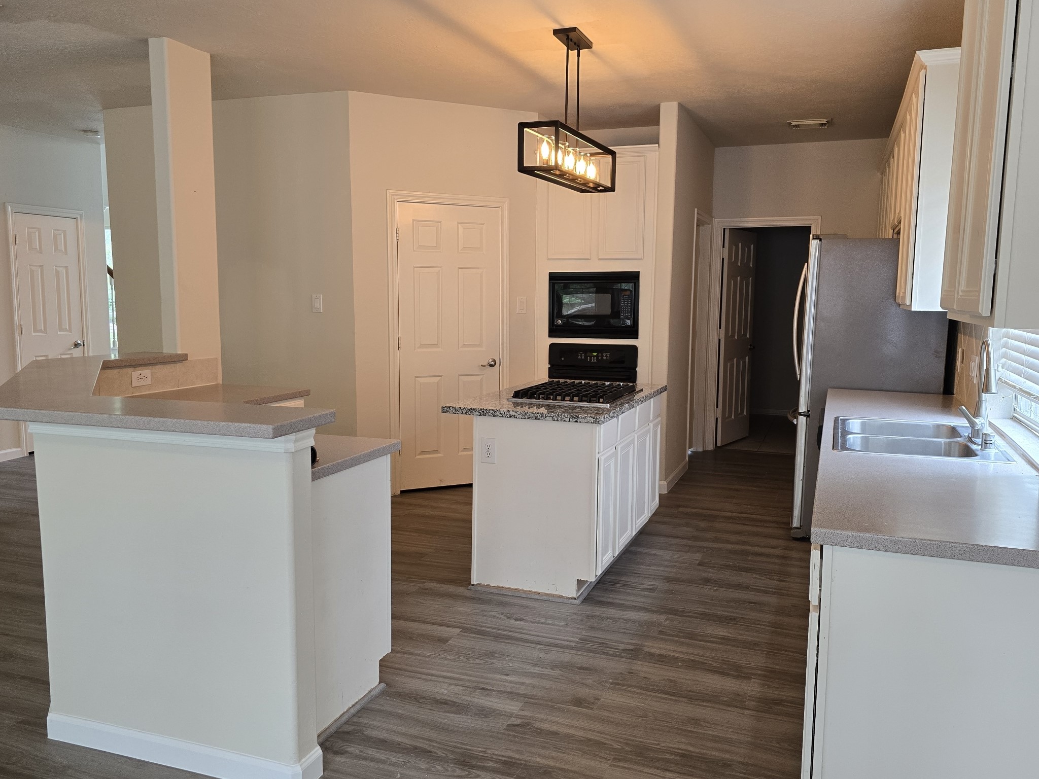 23006 Ammick Court Spring, TX 77389 - Photo 8 of 35