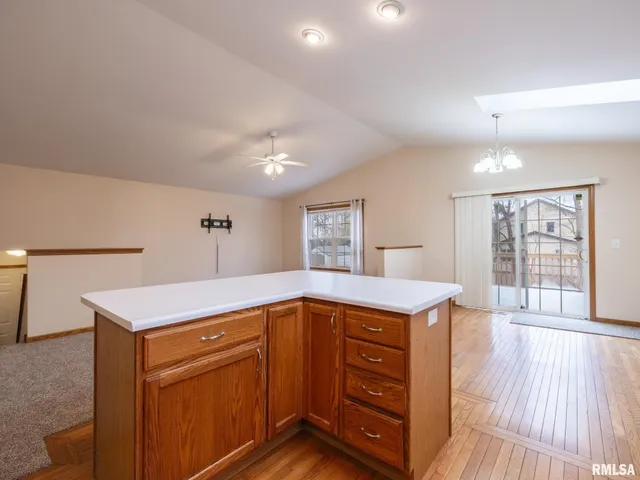 $249,900 | 4306 West Carrousel Lane, Peoria, IL 61615