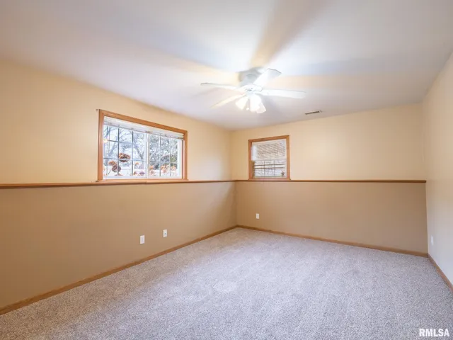 $249,900 | 4306 West Carrousel Lane, Peoria, IL 61615