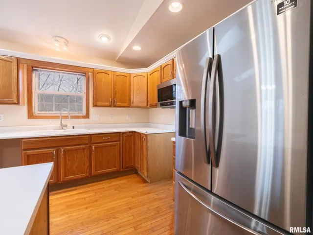 $249,900 | 4306 West Carrousel Lane, Peoria, IL 61615