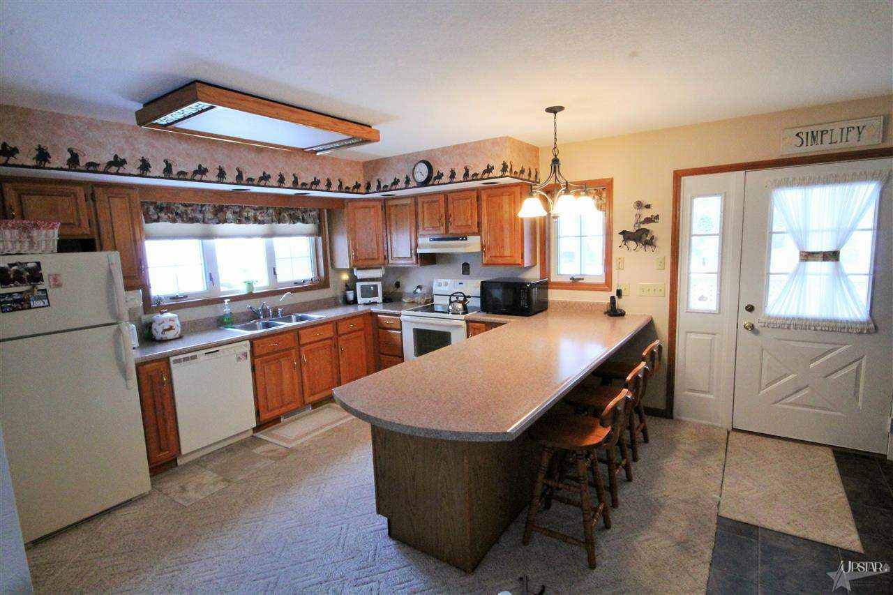 227 East Till Road Fort Wayne, IN 46825 - Photo 6 of 30 Gallery Image 6