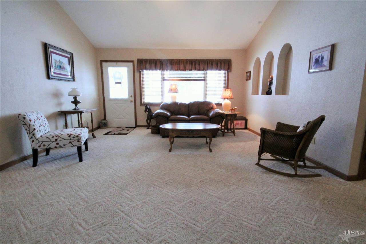 227 East Till Road Fort Wayne, IN 46825 - Photo 8 of 30 Gallery Image 8