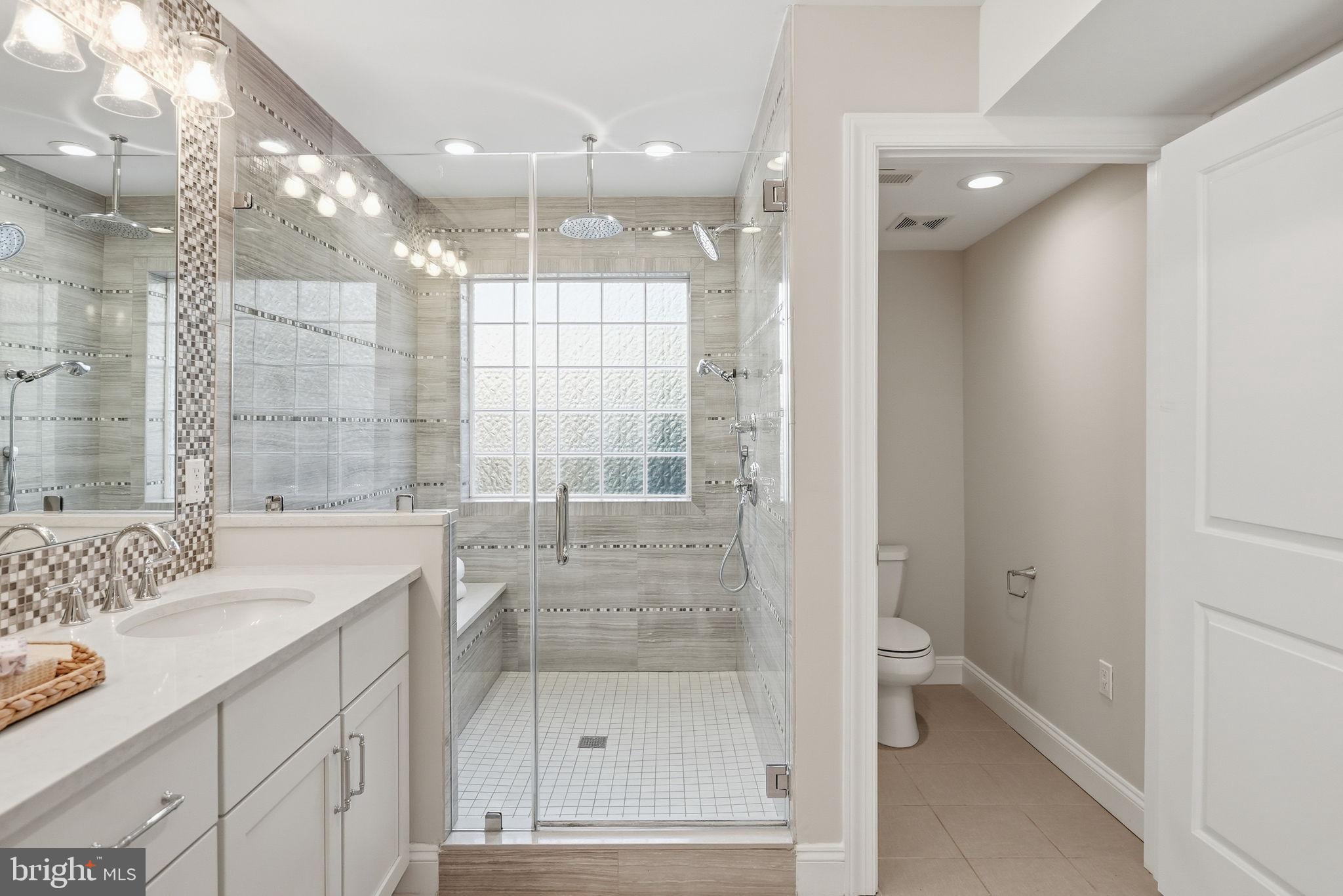 408 Skyhill Road Alexandria, VA 22314 - Photo 19 of 41