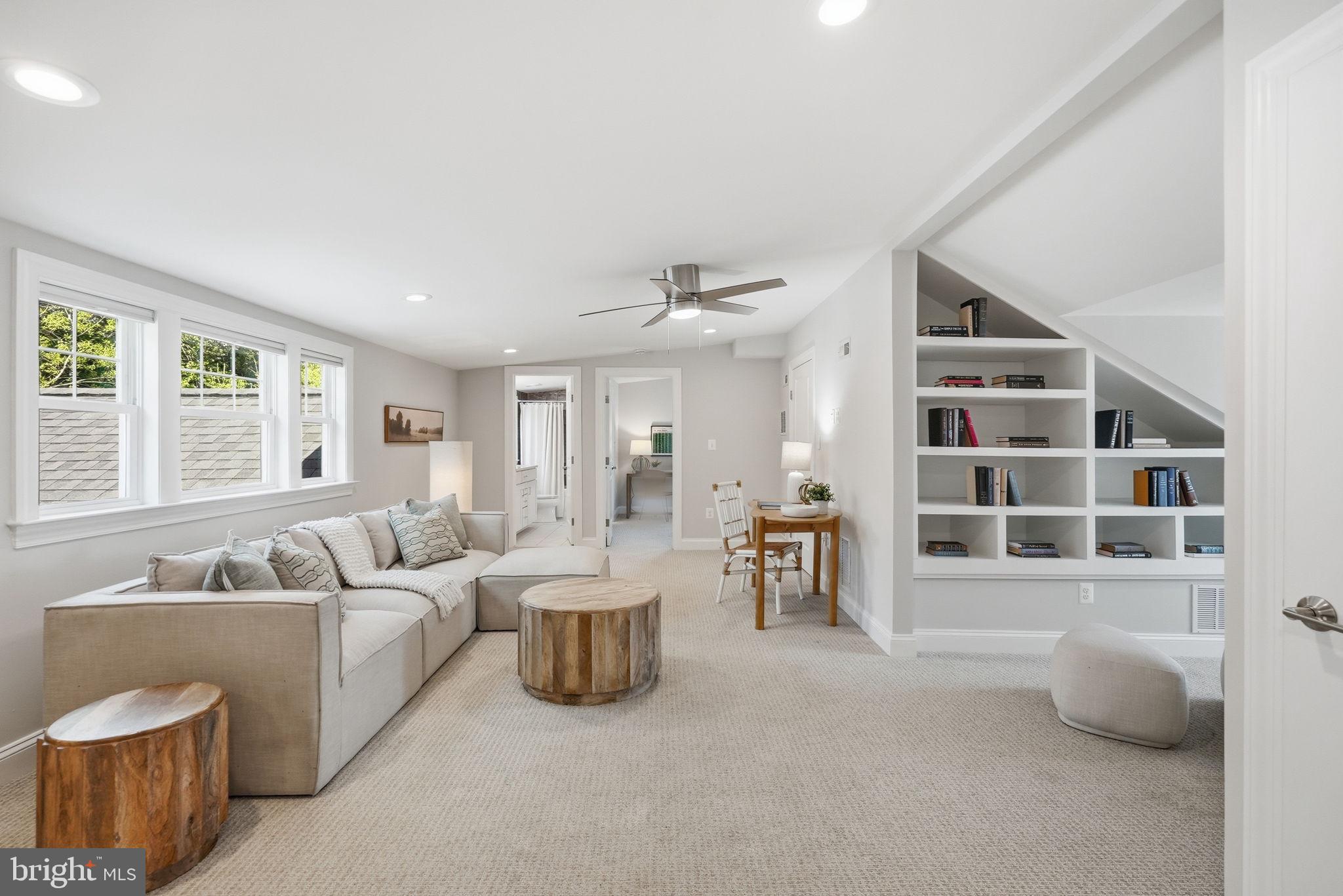 408 Skyhill Road Alexandria, VA 22314 - Photo 25 of 41