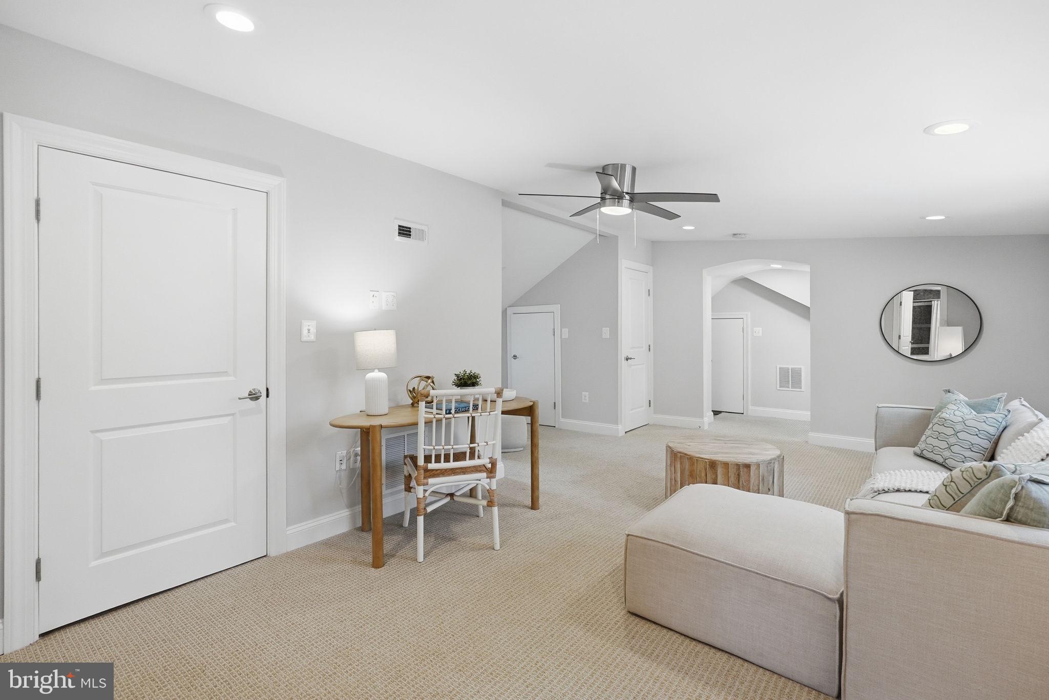 408 Skyhill Road Alexandria, VA 22314 - Photo 27 of 41