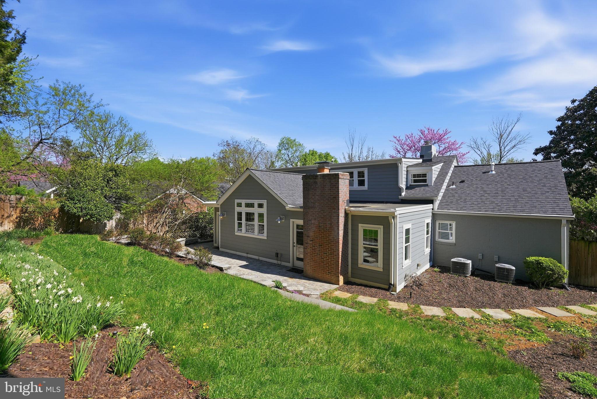 408 Skyhill Road Alexandria, VA 22314 - Photo 36 of 41