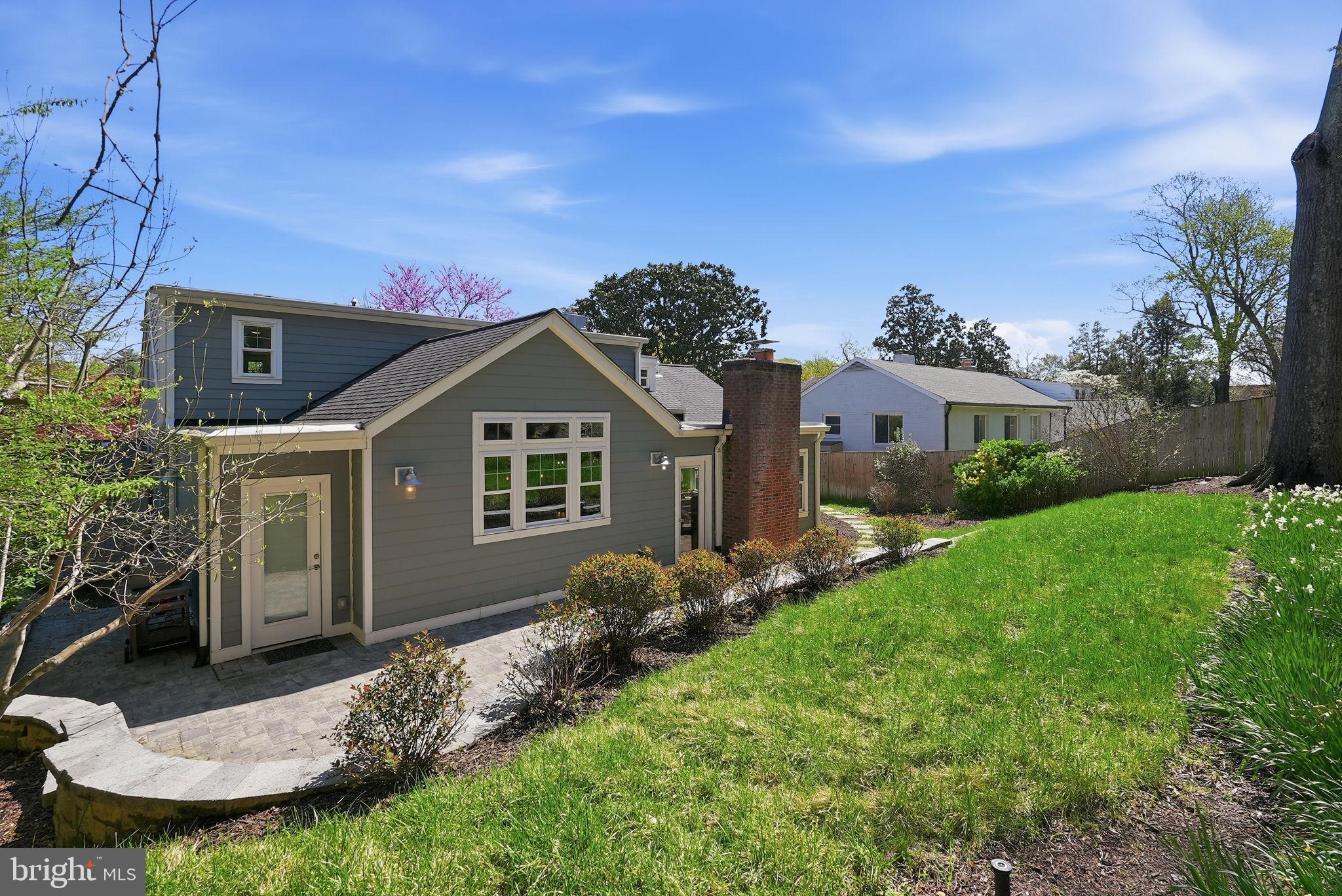 408 Skyhill Road Alexandria, VA 22314 - Photo 37 of 41