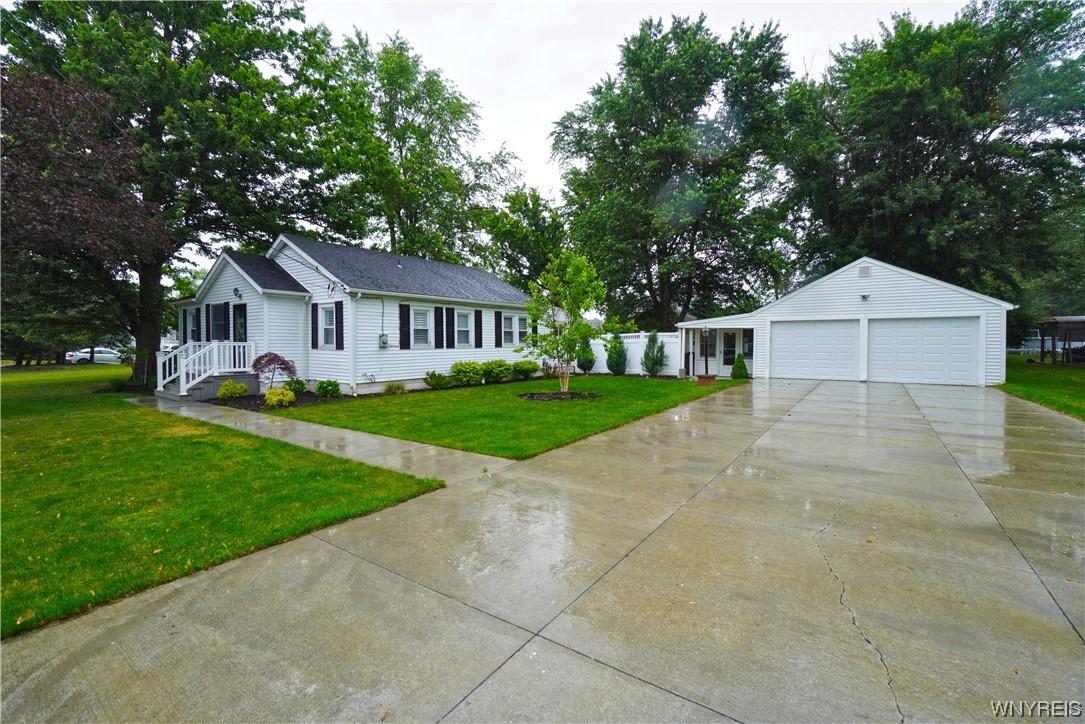 3163 Baker Road Orchard Park, NY 14127 - Photo 2 of 42