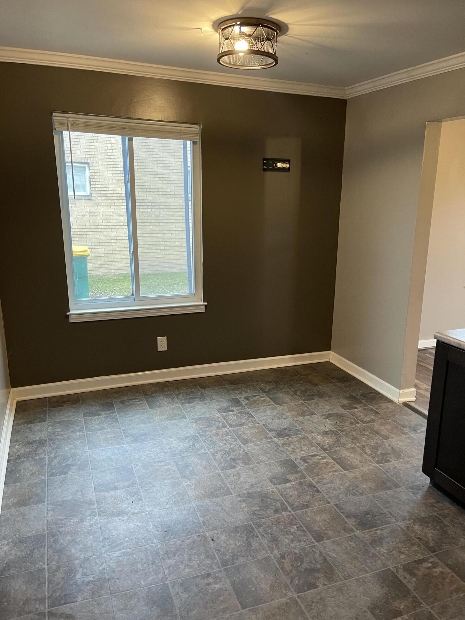 25460 Van Horn Road Flat Rock, MI 48134 - Photo 11 of 55 IMG_6275