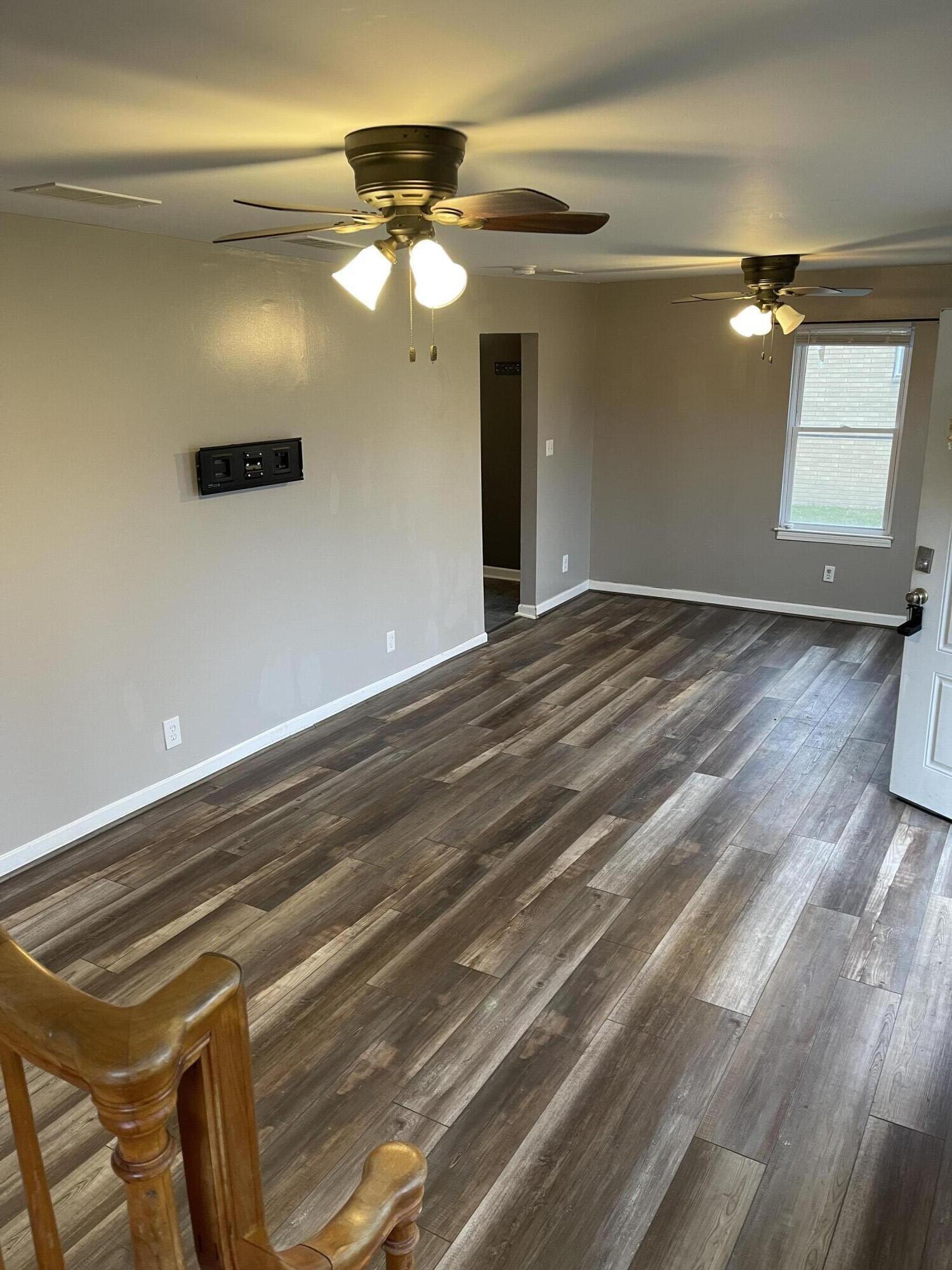 25460 Van Horn Road Flat Rock, MI 48134 - Photo 2 of 55 IMG_6260