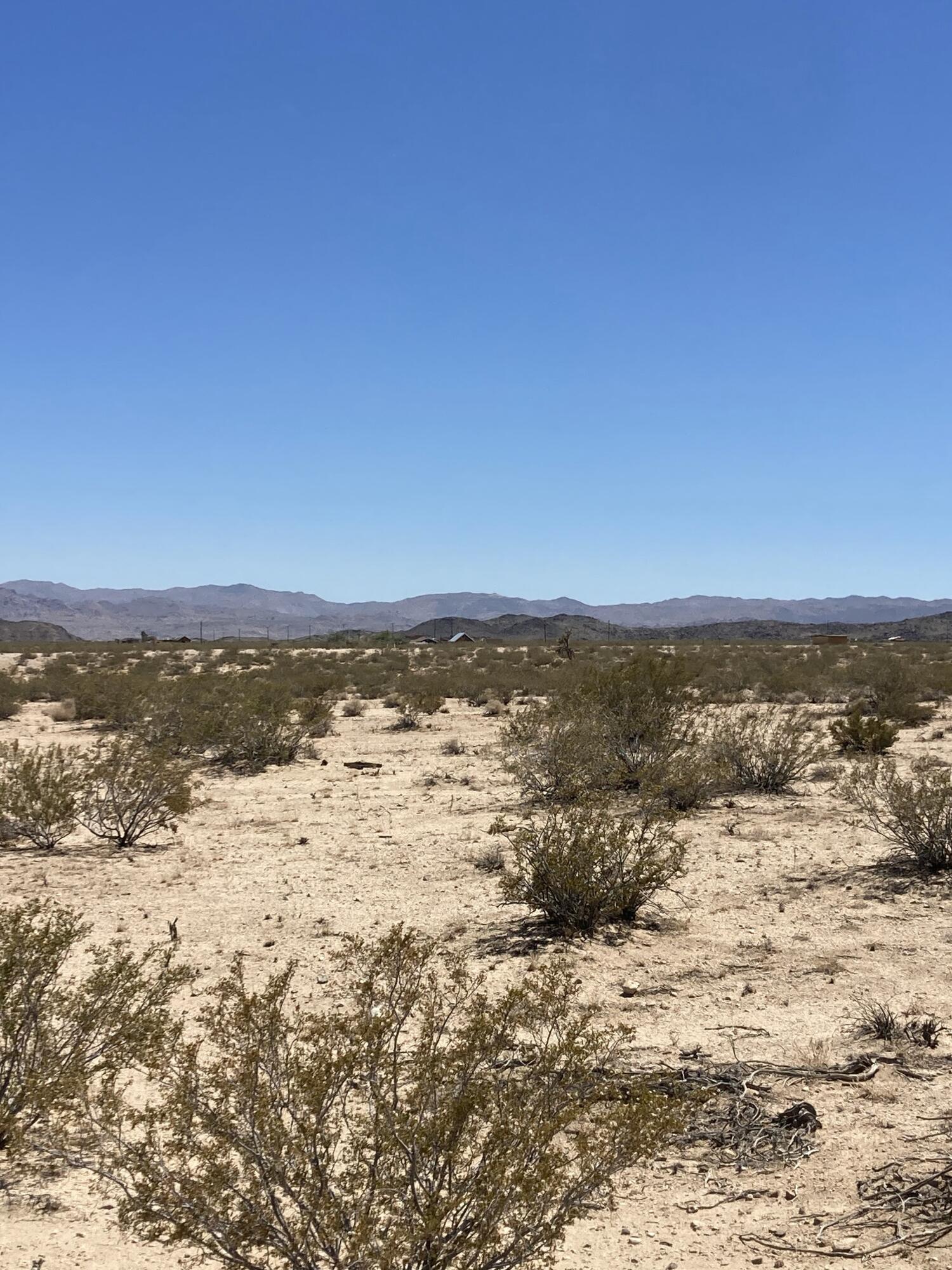 66055 Mars Drive Joshua Tree, CA 92252 - Photo 7 of 9 a view of lake and mountain