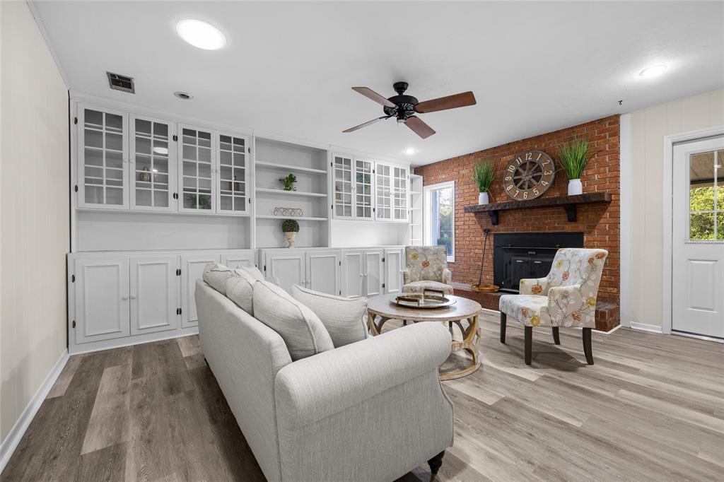 2110 Northwest 46th Street Gainesville, FL 32605 - Photo 2 of 31