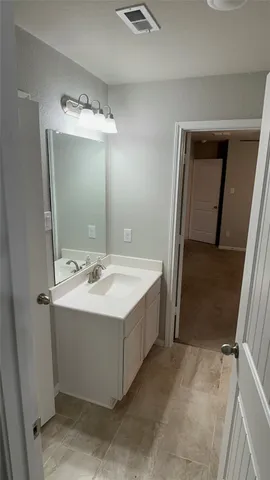 $2,000 | 13238 Enchanted Way, Montgomery, TX 77356