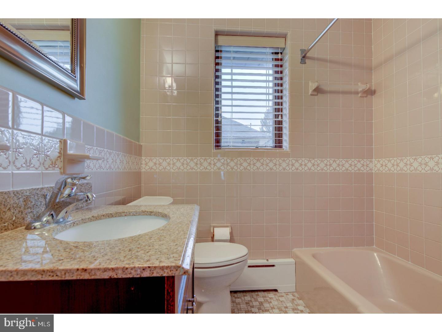 101 Lantoga Road Wayne, PA 19087 - Photo 18 of 21 Bathroom