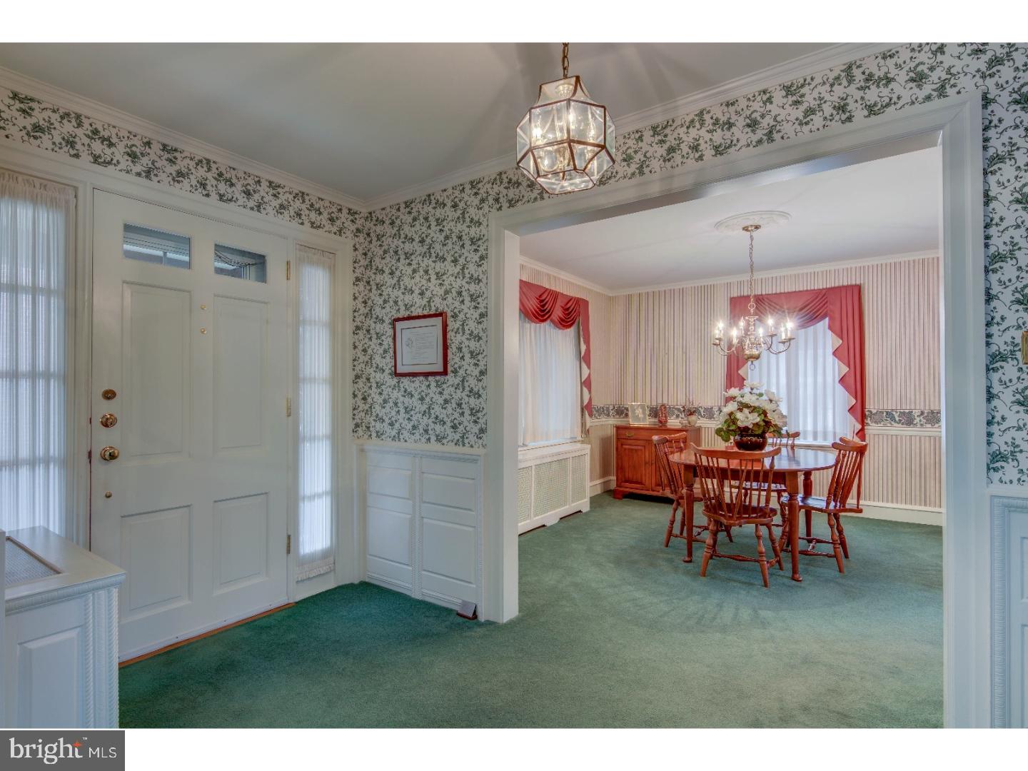 101 Lantoga Road Wayne, PA 19087 - Photo 4 of 21 Hallway