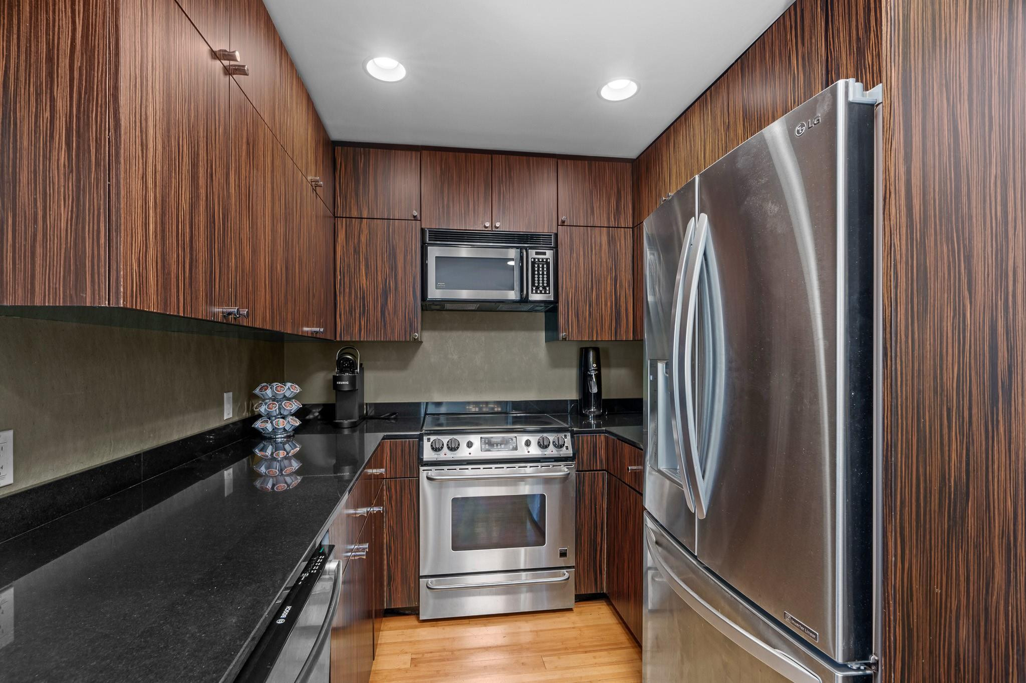 615 North Victoria Park Road Fort Lauderdale, FL 33304 - Photo 21 of 77 Photo 21