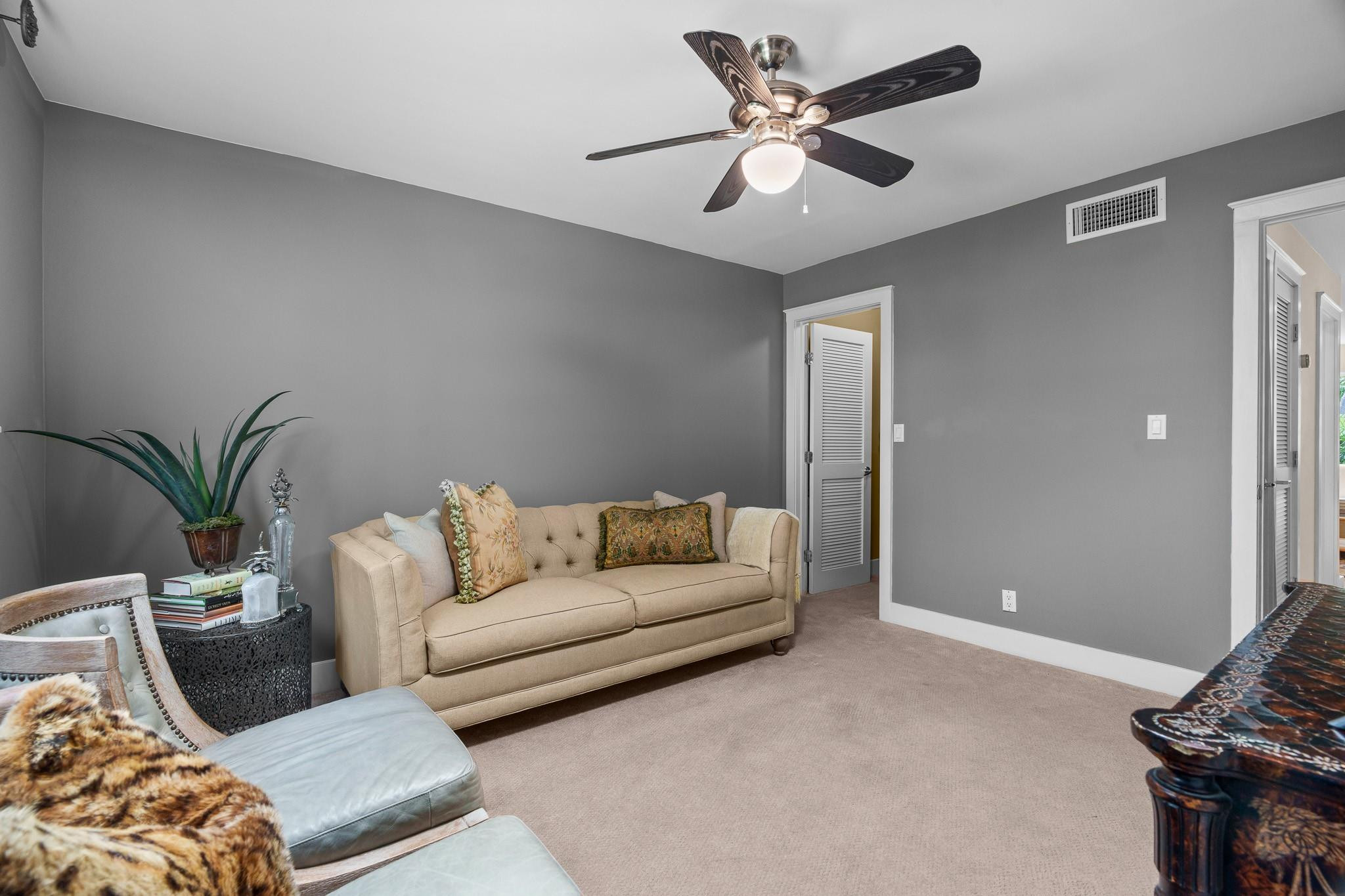 615 North Victoria Park Road Fort Lauderdale, FL 33304 - Photo 27 of 77 Photo 27