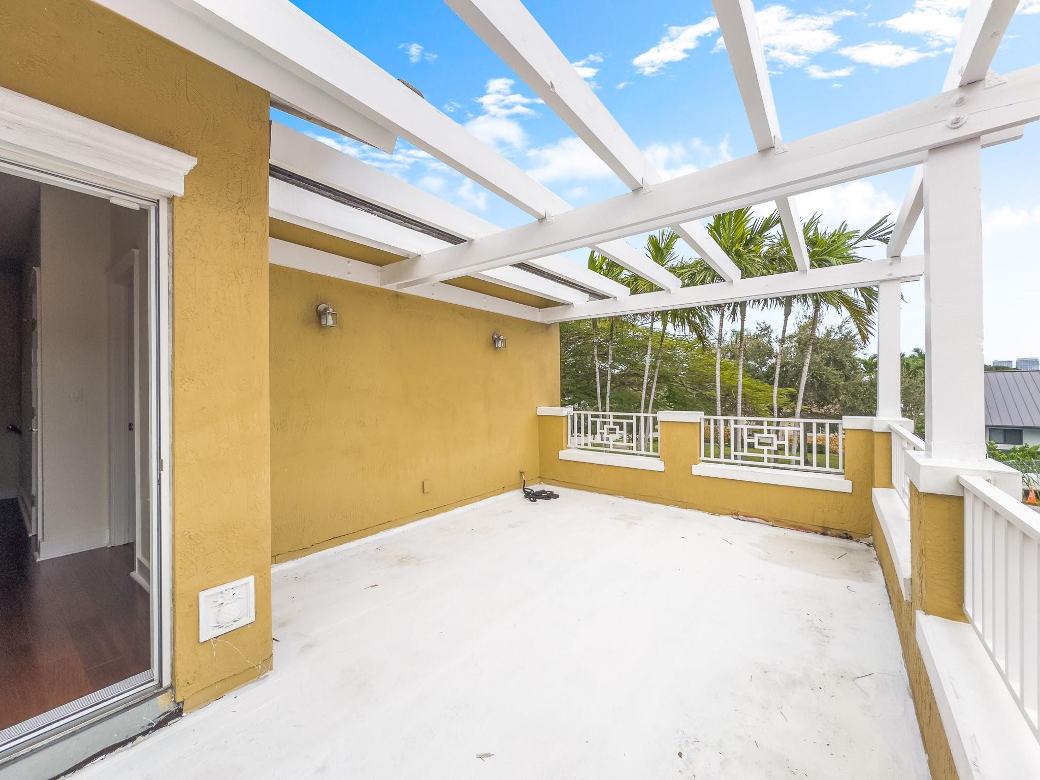 615 North Victoria Park Road Fort Lauderdale, FL 33304 - Photo 34 of 77 Photo 34