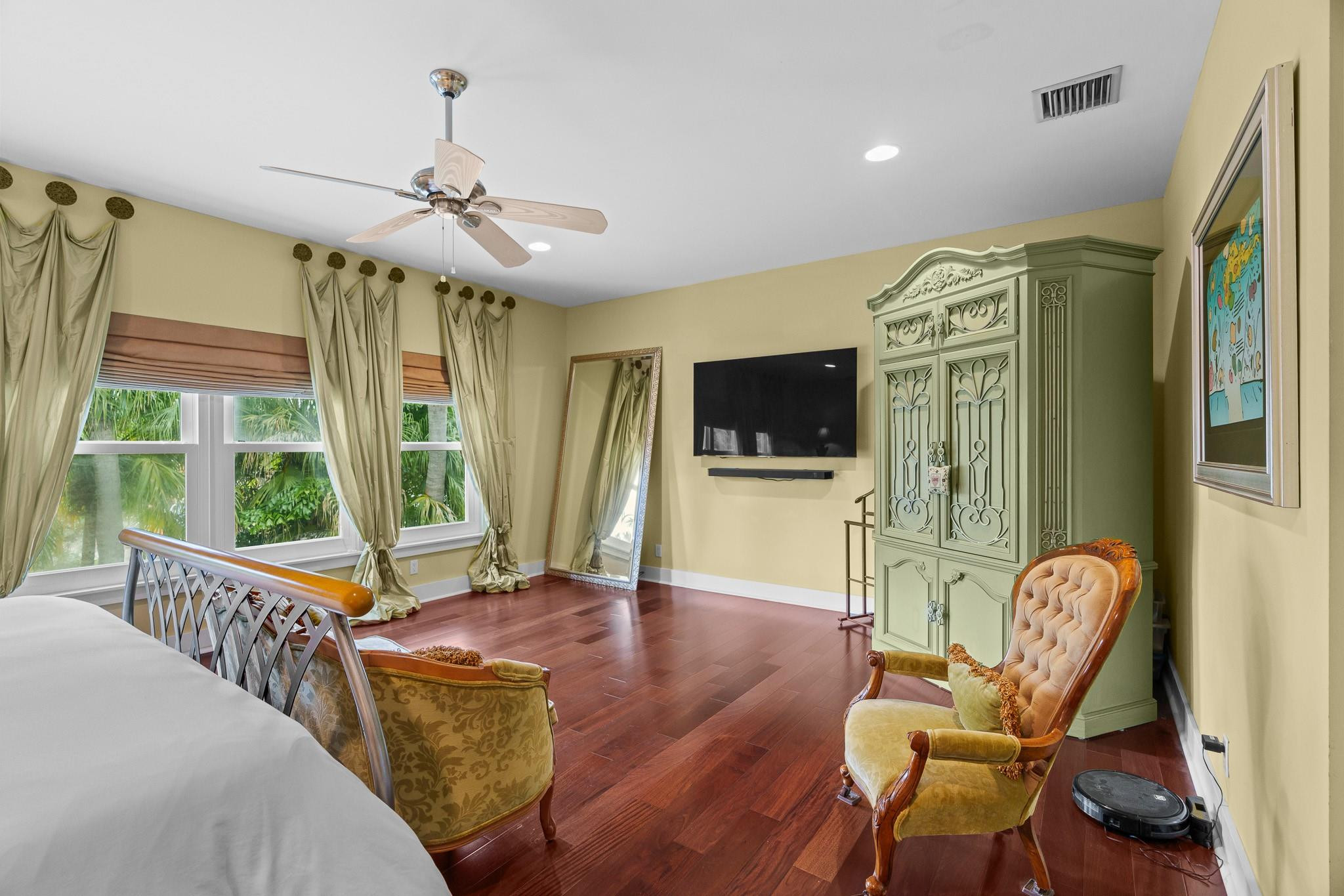 615 North Victoria Park Road Fort Lauderdale, FL 33304 - Photo 38 of 77 Photo 38