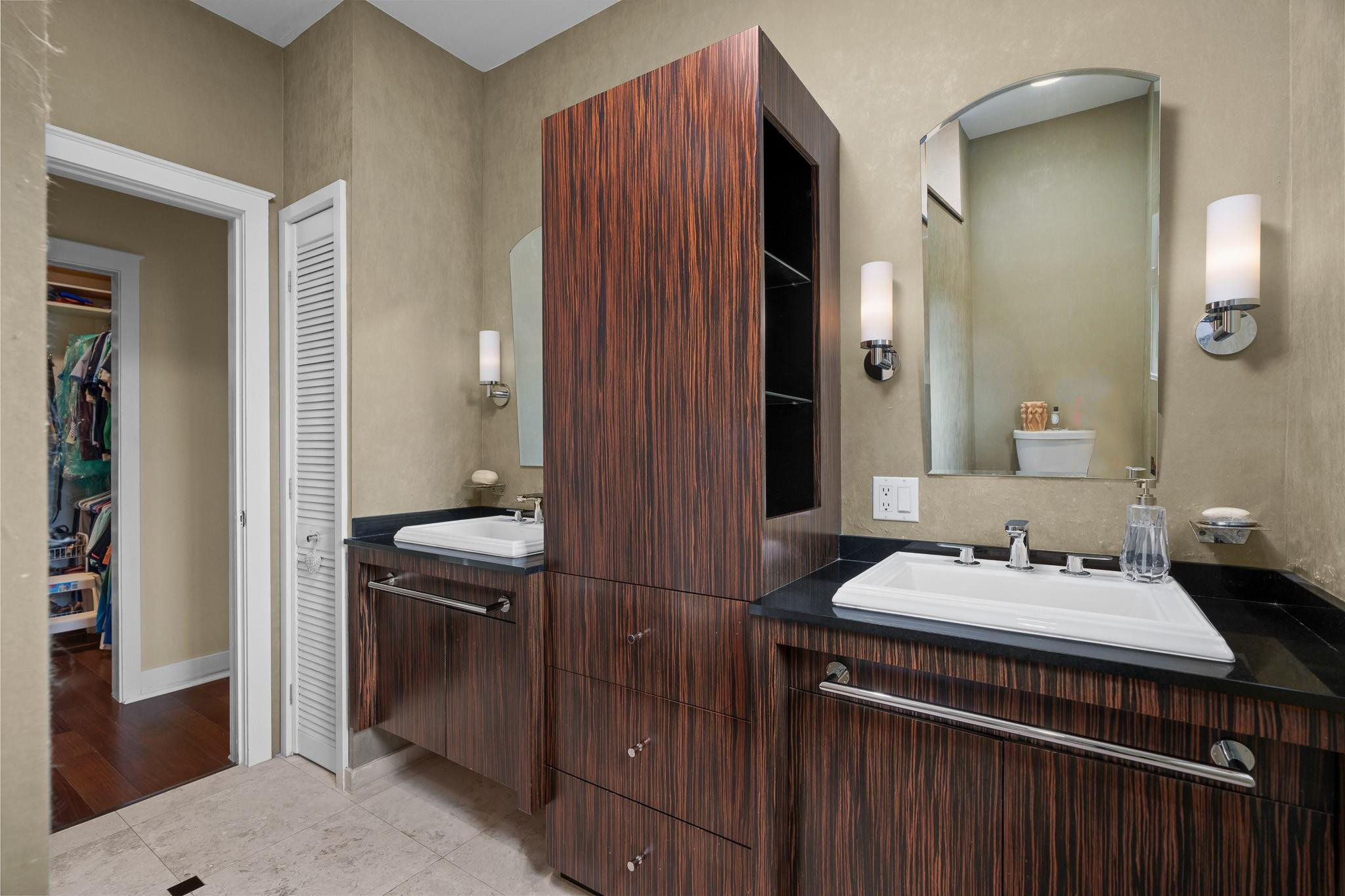 615 North Victoria Park Road Fort Lauderdale, FL 33304 - Photo 46 of 77 Photo 46