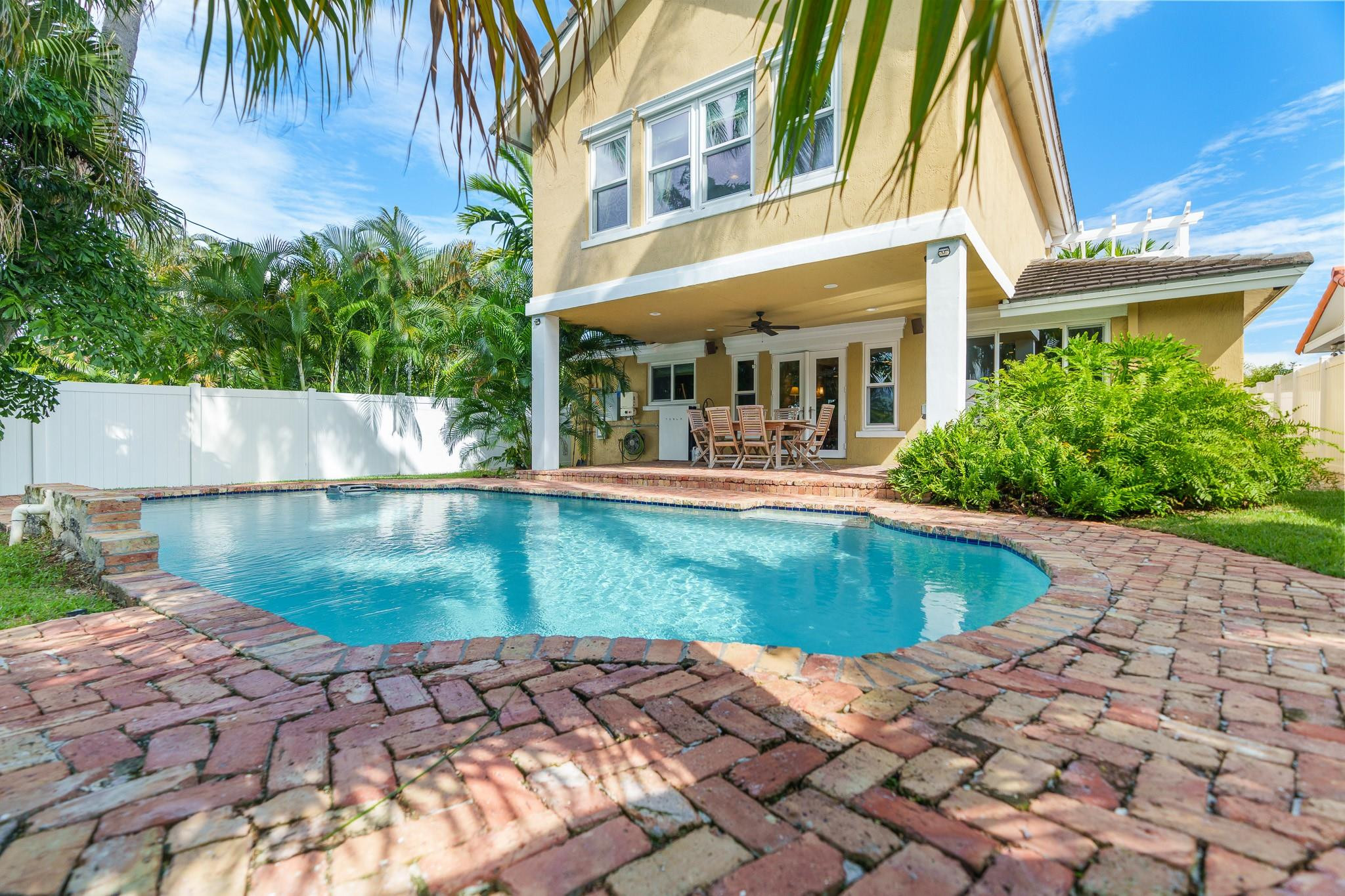 615 North Victoria Park Road Fort Lauderdale, FL 33304 - Photo 53 of 77 Photo 53