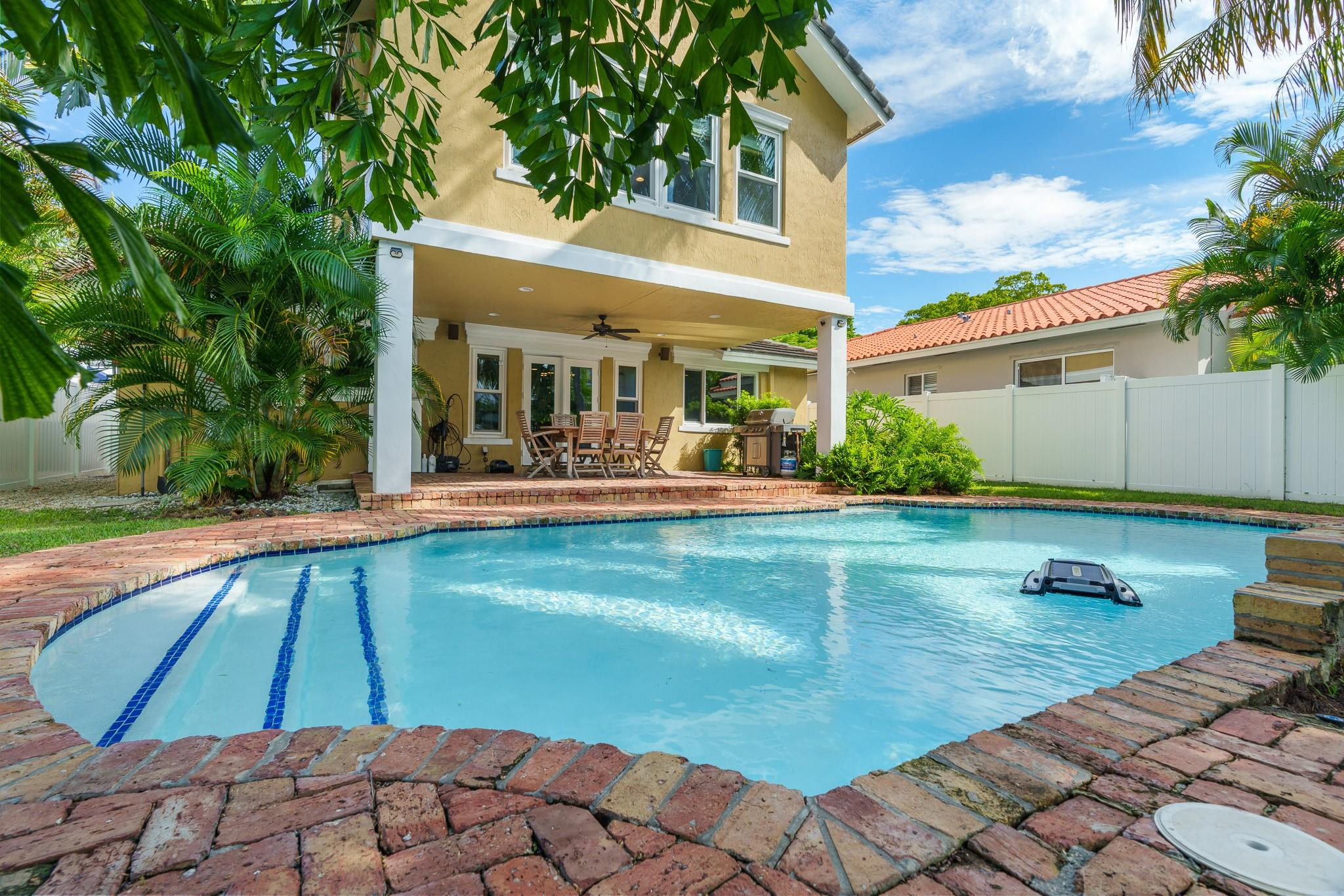 615 North Victoria Park Road Fort Lauderdale, FL 33304 - Photo 56 of 77 Photo 56