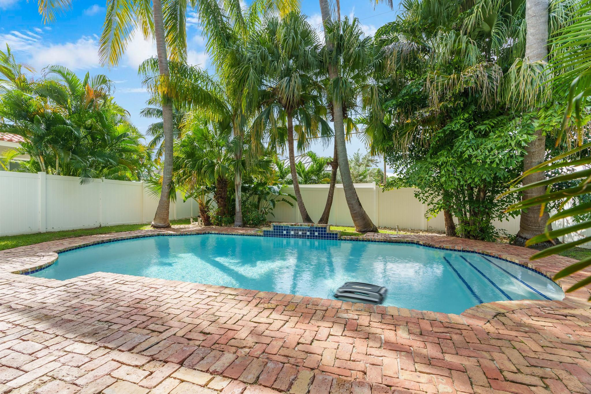 615 North Victoria Park Road Fort Lauderdale, FL 33304 - Photo 58 of 77 Photo 58