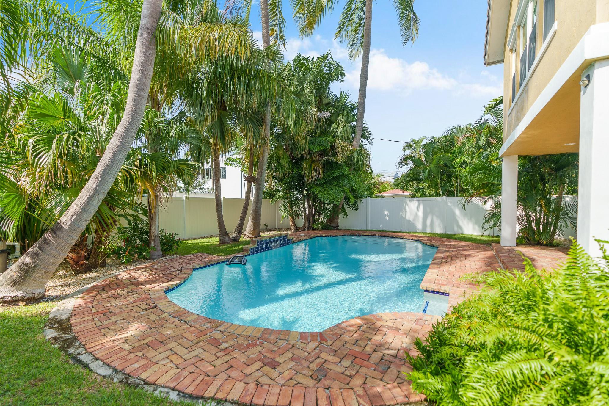 615 North Victoria Park Road Fort Lauderdale, FL 33304 - Photo 59 of 77 Photo 59