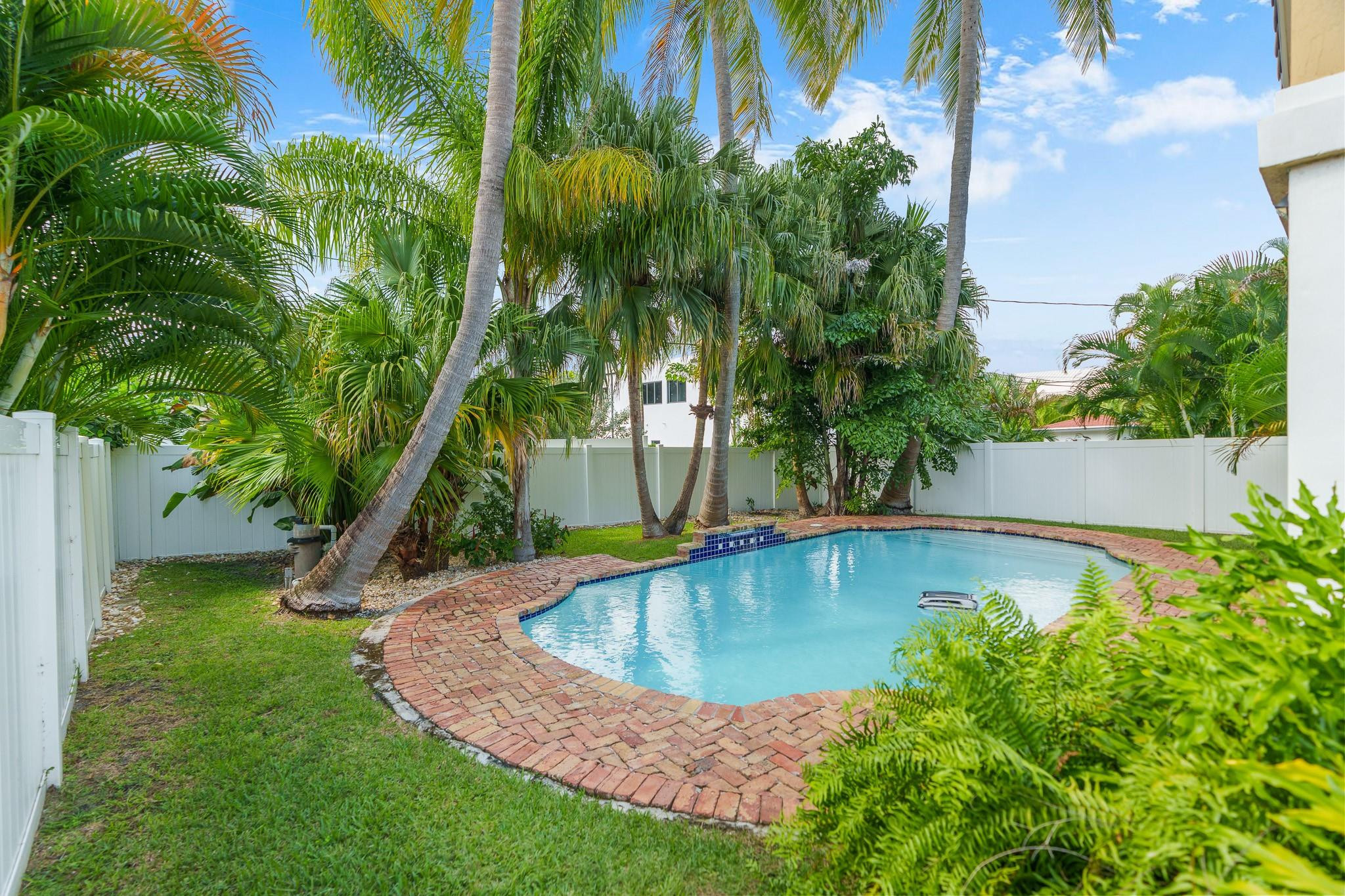 615 North Victoria Park Road Fort Lauderdale, FL 33304 - Photo 60 of 77 Photo 60