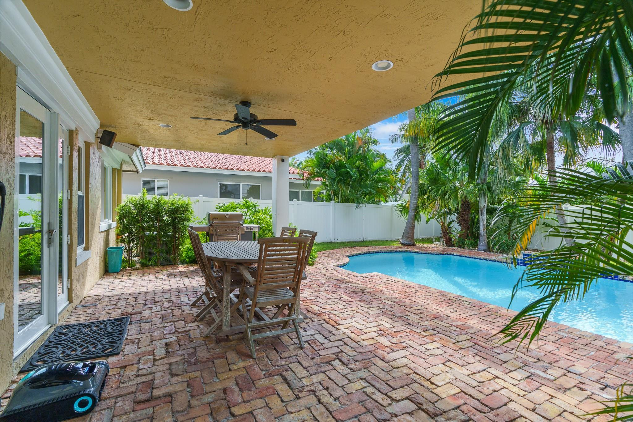 615 North Victoria Park Road Fort Lauderdale, FL 33304 - Photo 61 of 77 Photo 61