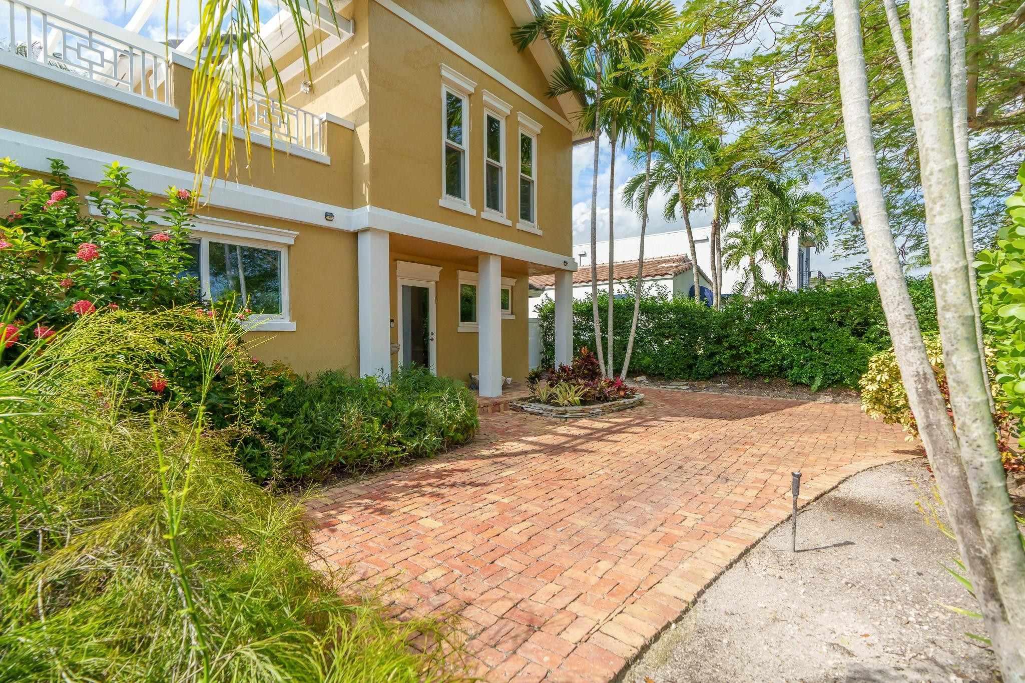 615 North Victoria Park Road Fort Lauderdale, FL 33304 - Photo 66 of 77 Photo 66