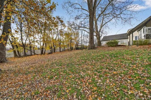 $3,200 | 36 Swezey Place, Monroe, NY 10950