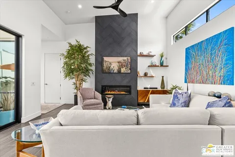 $1,299,000 | 1361 Woodward Way, Palm Springs, CA 92262