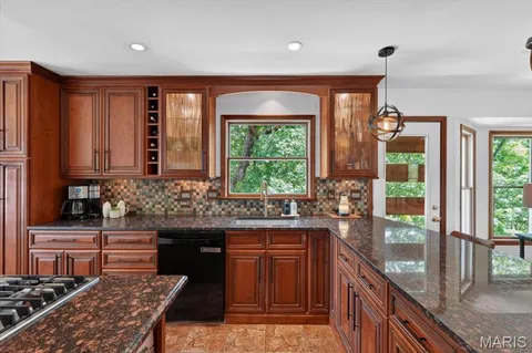 $450,000 | 16630 Willow Glen Drive, Wildwood, MO 63040