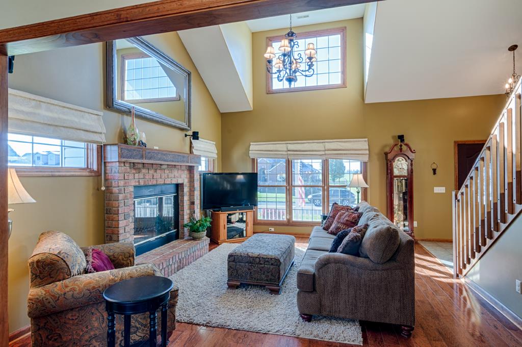 211 Ridge Court Ossian, IN 46777 - Photo 2 of 36 Gallery Image 2