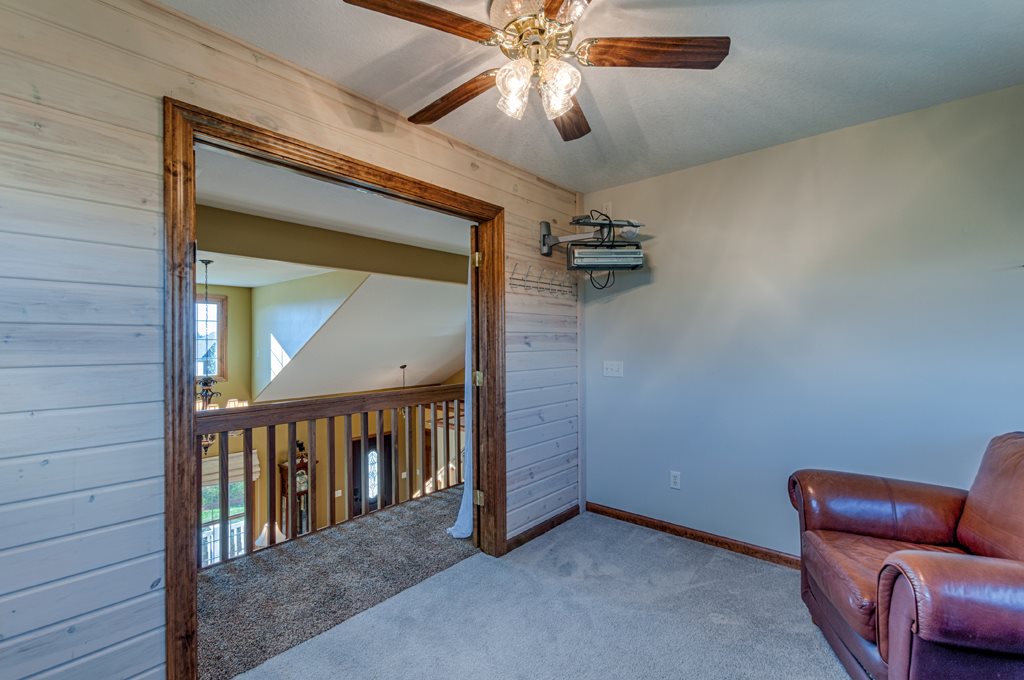 211 Ridge Court Ossian, IN 46777 - Photo 18 of 36 Gallery Image 18