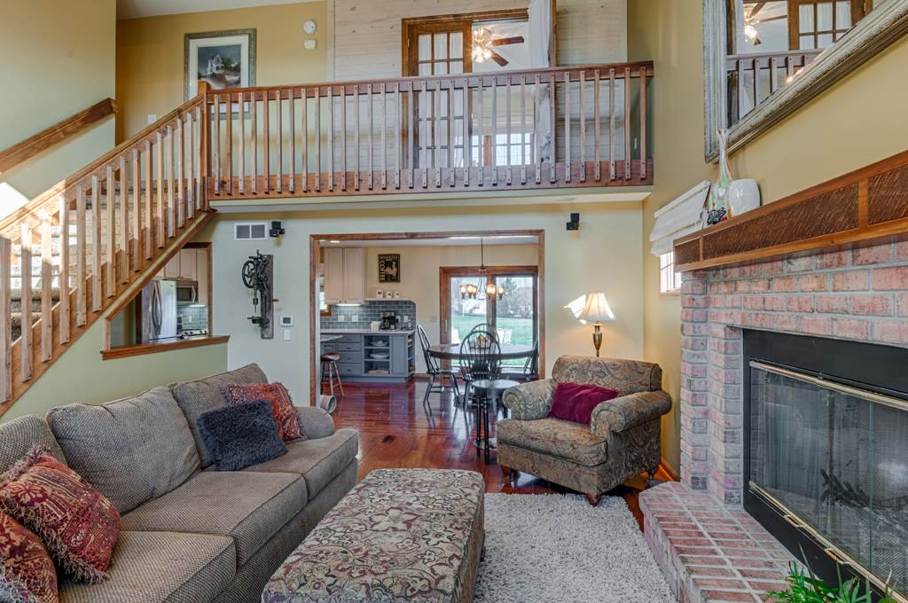 211 Ridge Court Ossian, IN 46777 - Photo 3 of 36 Gallery Image 3