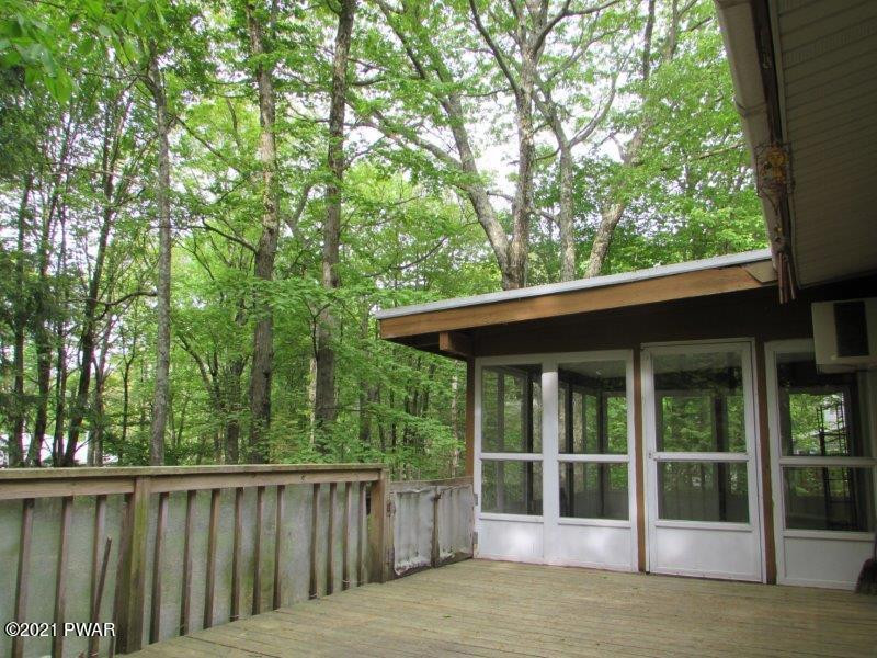 538 Maple Ridge Drive Hawley, PA 18428 - Photo 15 of 26