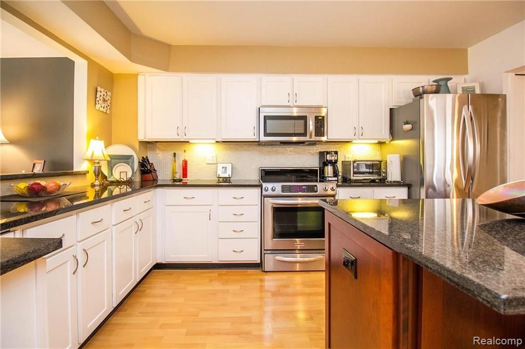5388 Parkgrove Road, Unit 21 Ann Arbor, MI 48103 - Photo 14 of 35