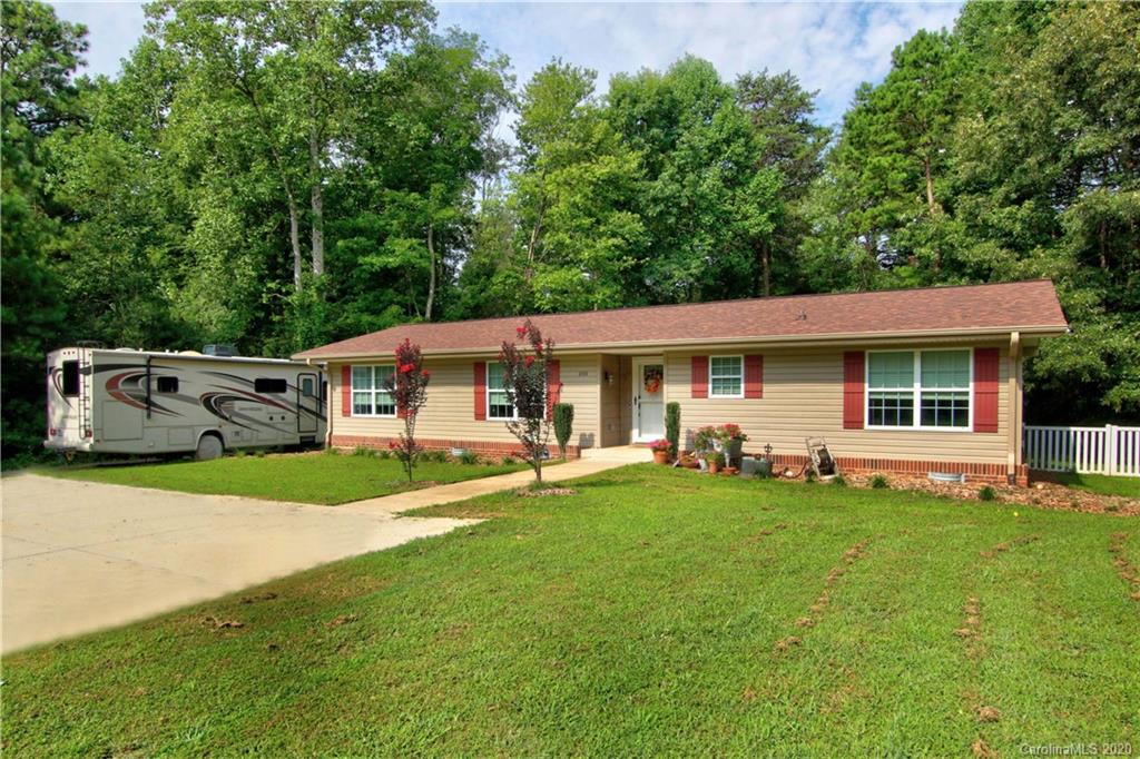 200 McCrary Road Mooresville, NC 28117 - Photo 37 of 41 front view of a house with a yard