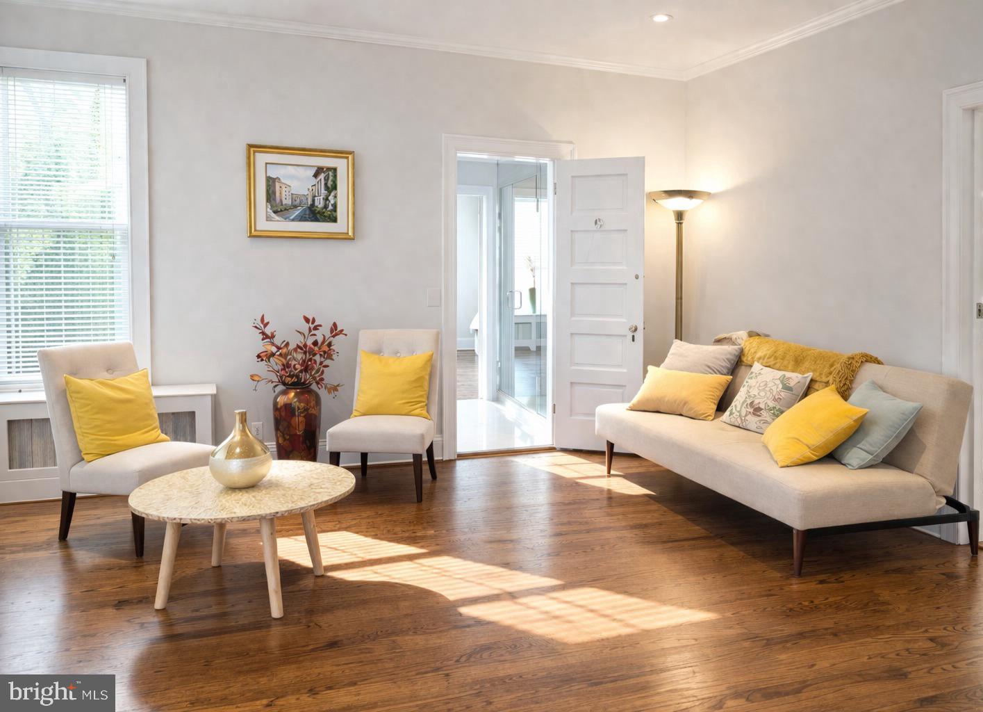 2127 Leroy Place Northwest Washington, DC 20008 - Photo 23 of 46 En-suite Sitting Room