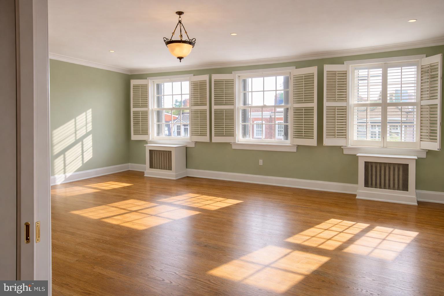 2127 Leroy Place Northwest Washington, DC 20008 - Photo 29 of 46 Primary Suite