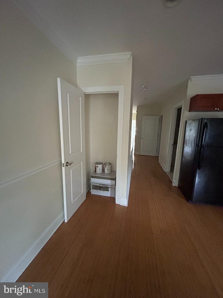 2225 Reed Street, Unit 2 Philadelphia, PA 19146 - Photo 11 of 13 Halway to From Living Area to Back of Unit
