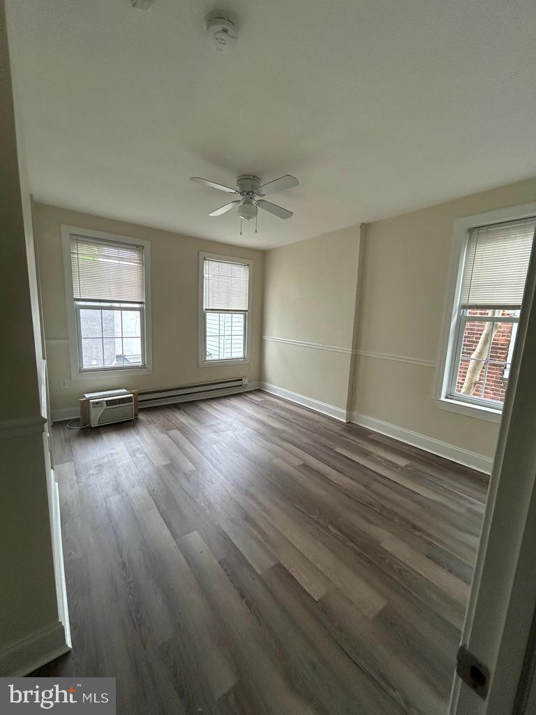 2225 Reed Street, Unit 2 Philadelphia, PA 19146 - Photo 9 of 13 Bedroom