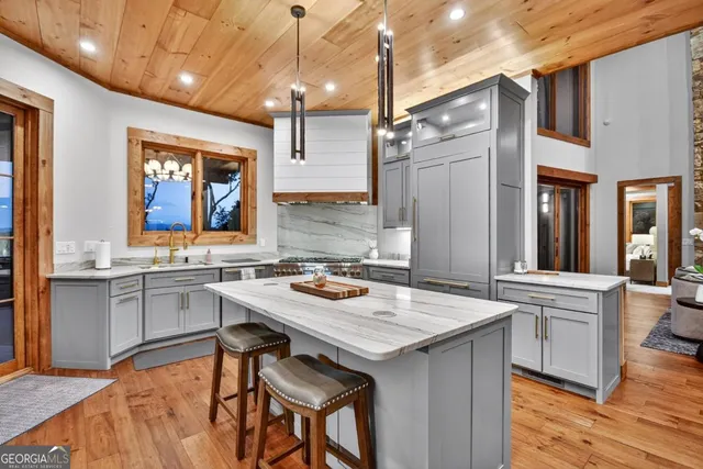 $2,390,000 | 100 Haven Lane, Unit 5, Blue Ridge, GA 30513