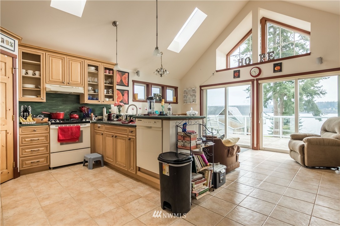 5349 South Bercot Road Freeland, WA 98249 - Photo 5 of 25 Gallery Image 5