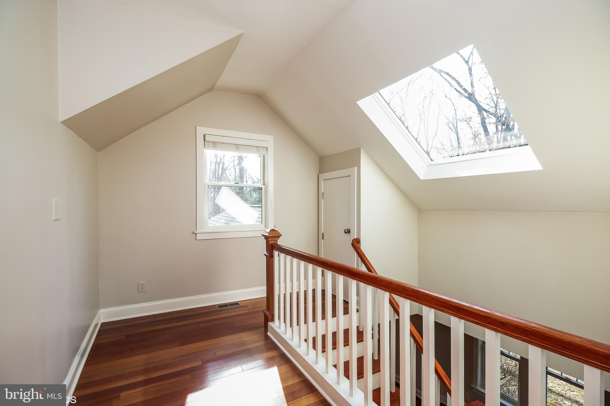 2189 Turk Road Doylestown, PA 18901 - Photo 11 of 32 The lofted landing makes a cozy reading nook